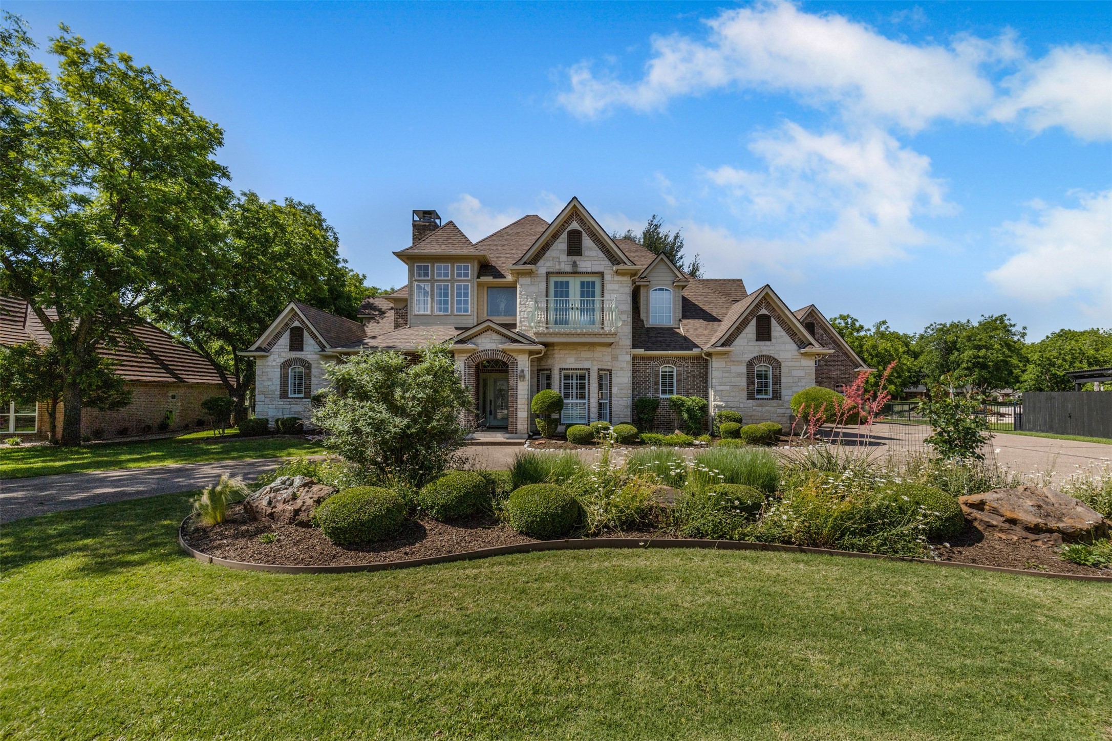5809 Nutcracker Drive Granbury TX 76049
