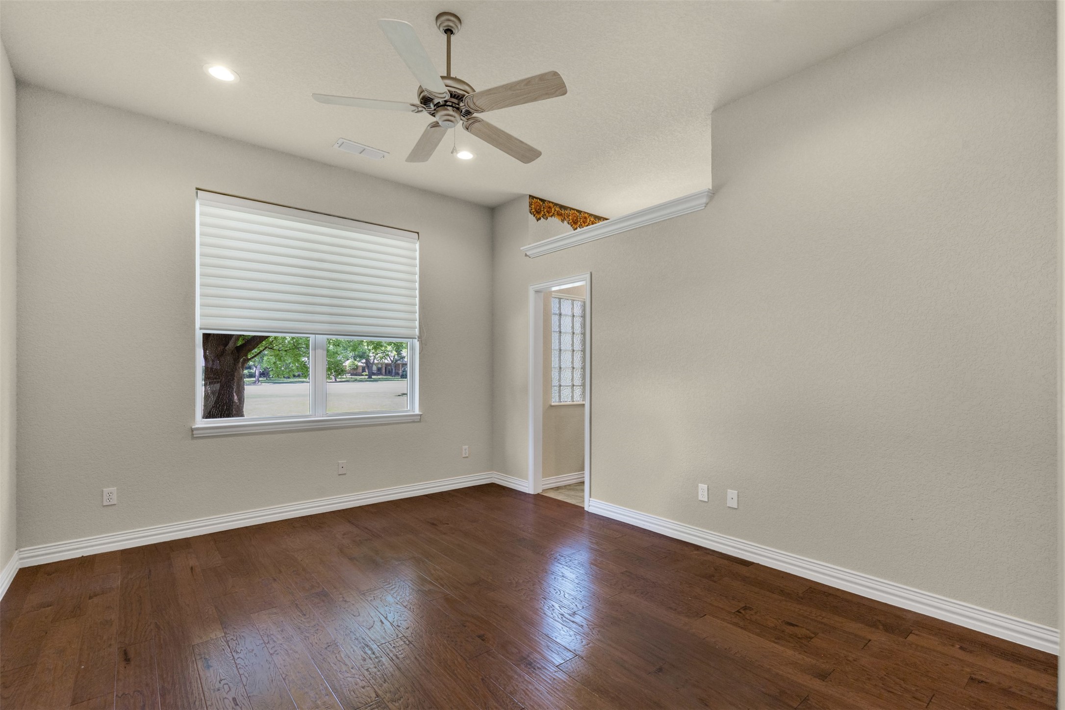 5809 Nutcracker Drive Granbury TX 76049