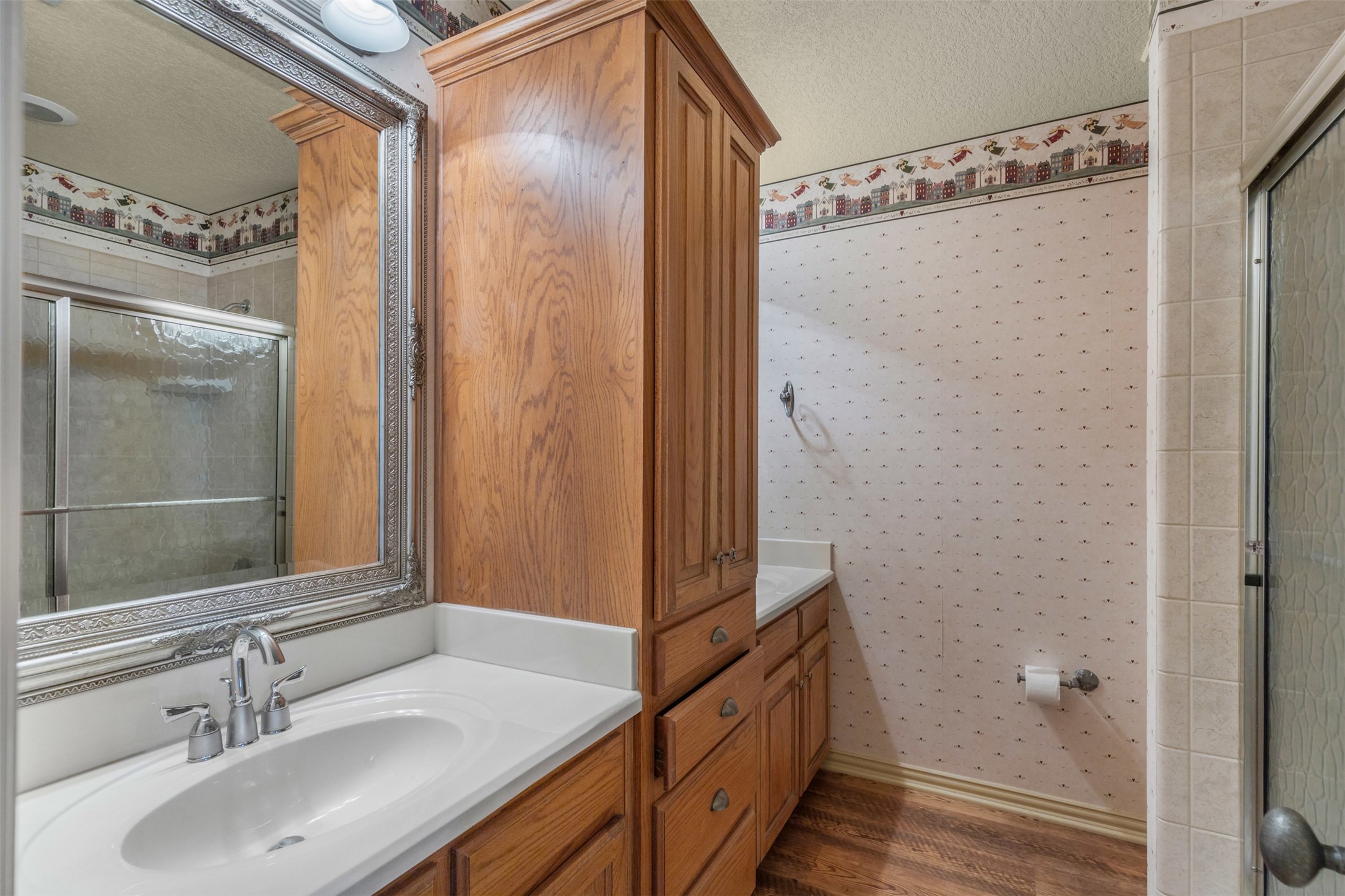 5809 Nutcracker Drive Granbury TX 76049