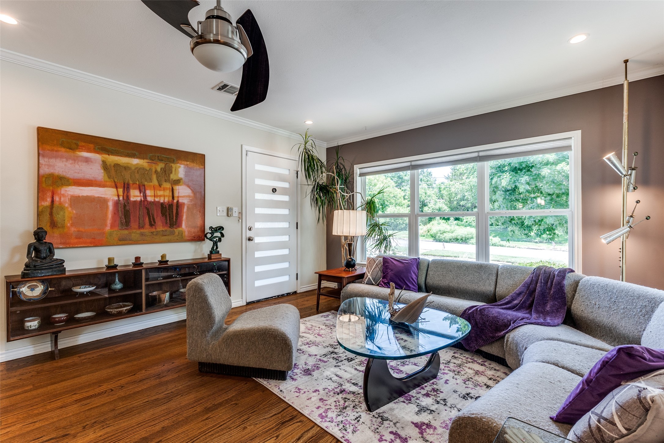 2461 Southwood Drive Dallas TX 75233