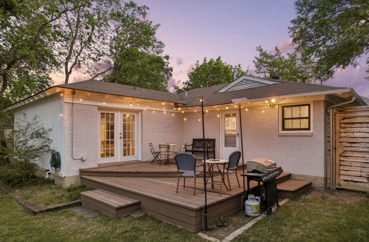 608 Coolair Drive Dallas TX 75218