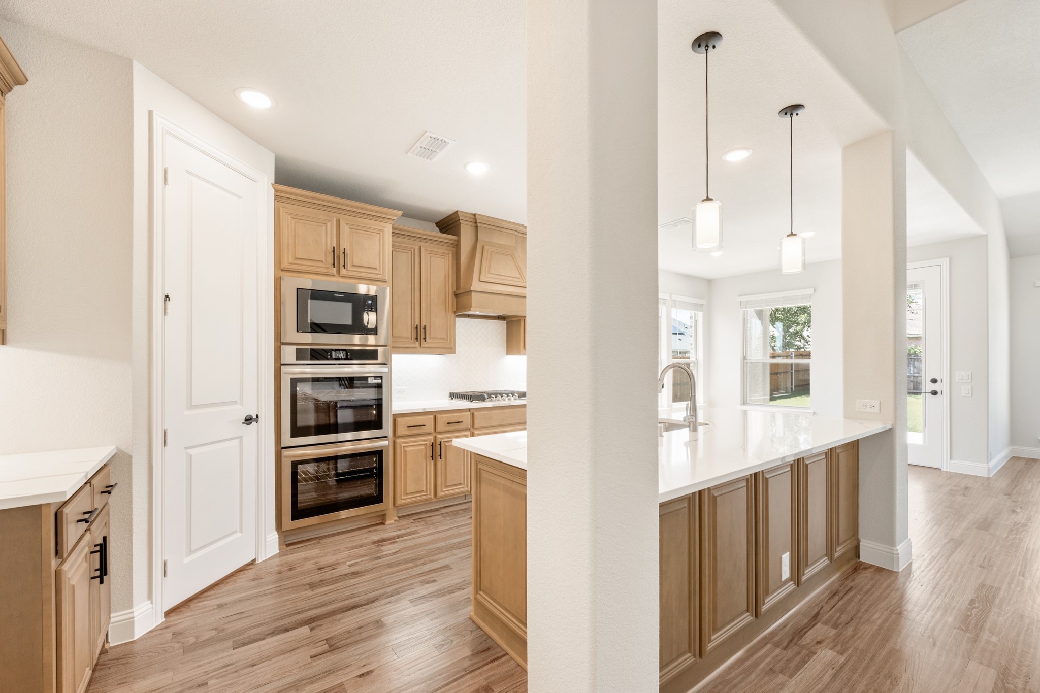 1109 Cardinal Drive Midlothian TX 76065
