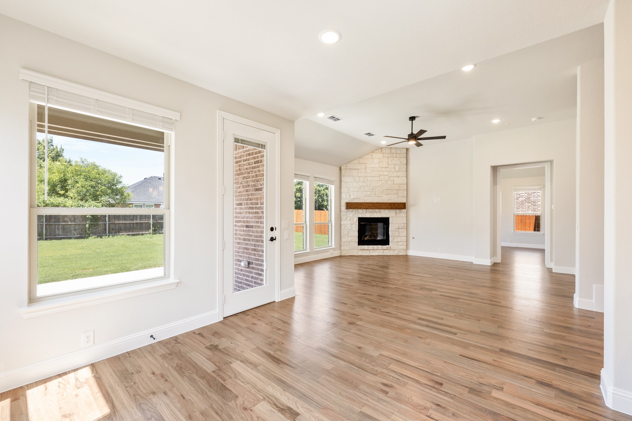 1109 Cardinal Drive Midlothian TX 76065