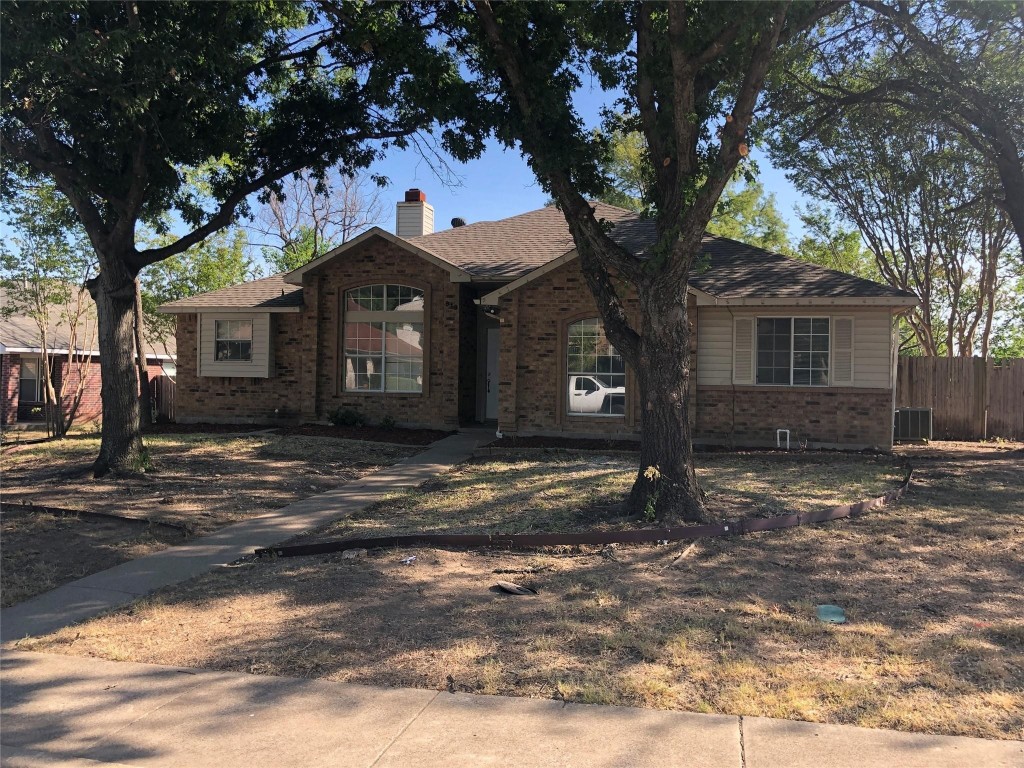 919 Carmela Drive Desoto TX 75115