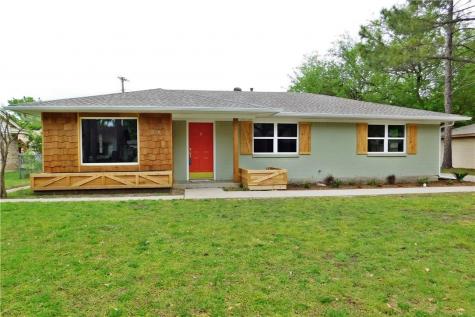 1318 Greenbriar Street Denton TX 76201