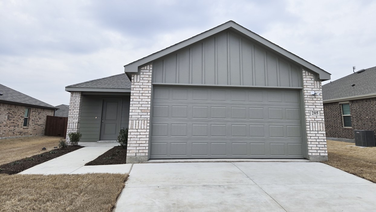 205 Choctaw Drive Leonard TX 75452