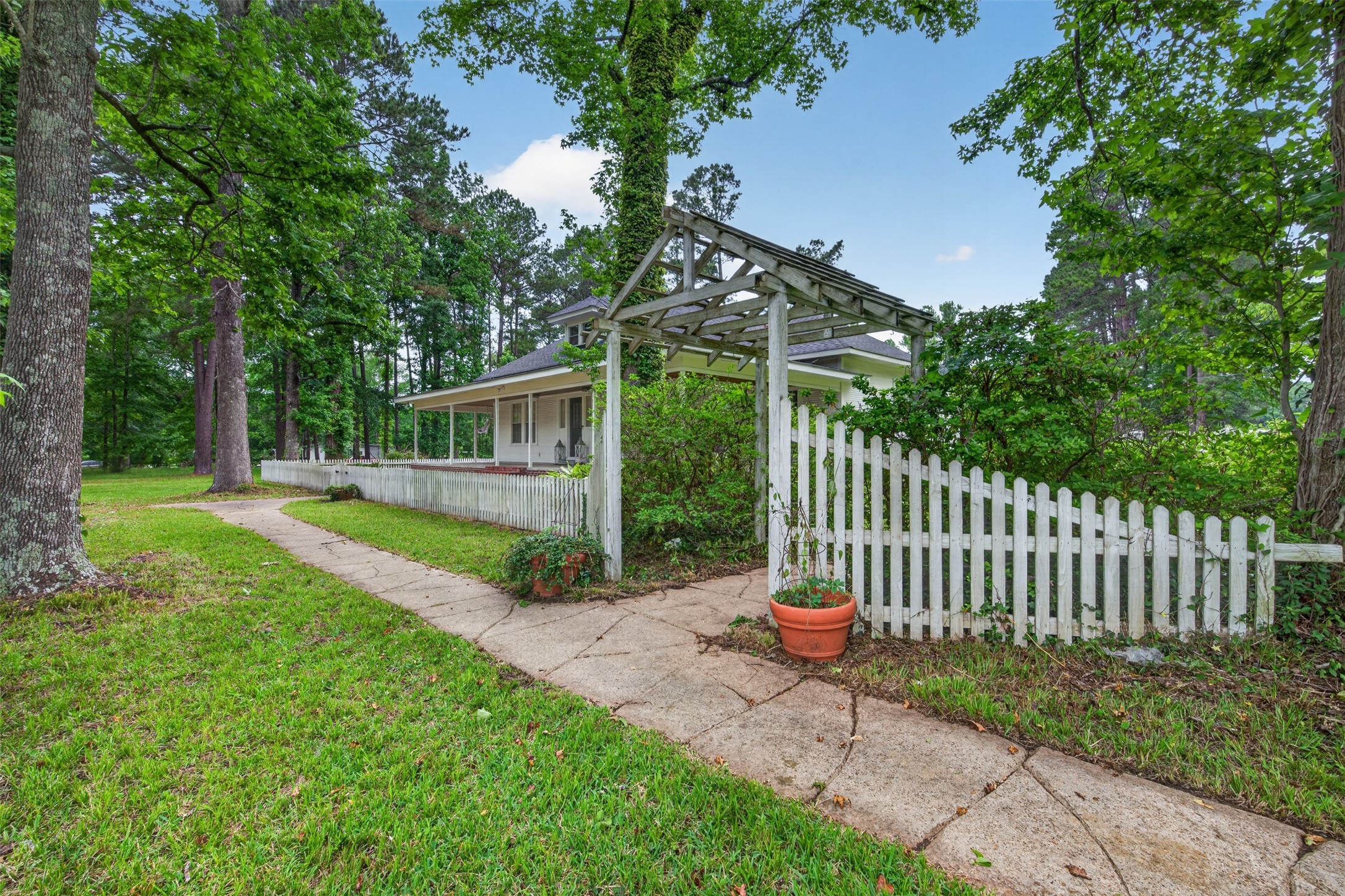 8402 Springridge Texas Line Road Keithville LA 71047