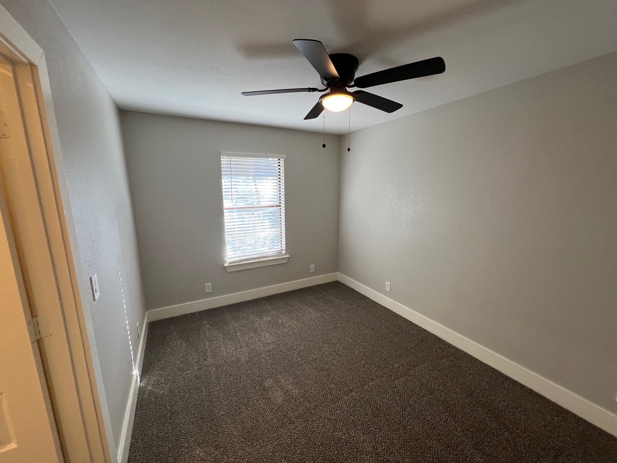 1728 W Washington Street Denison TX 75020