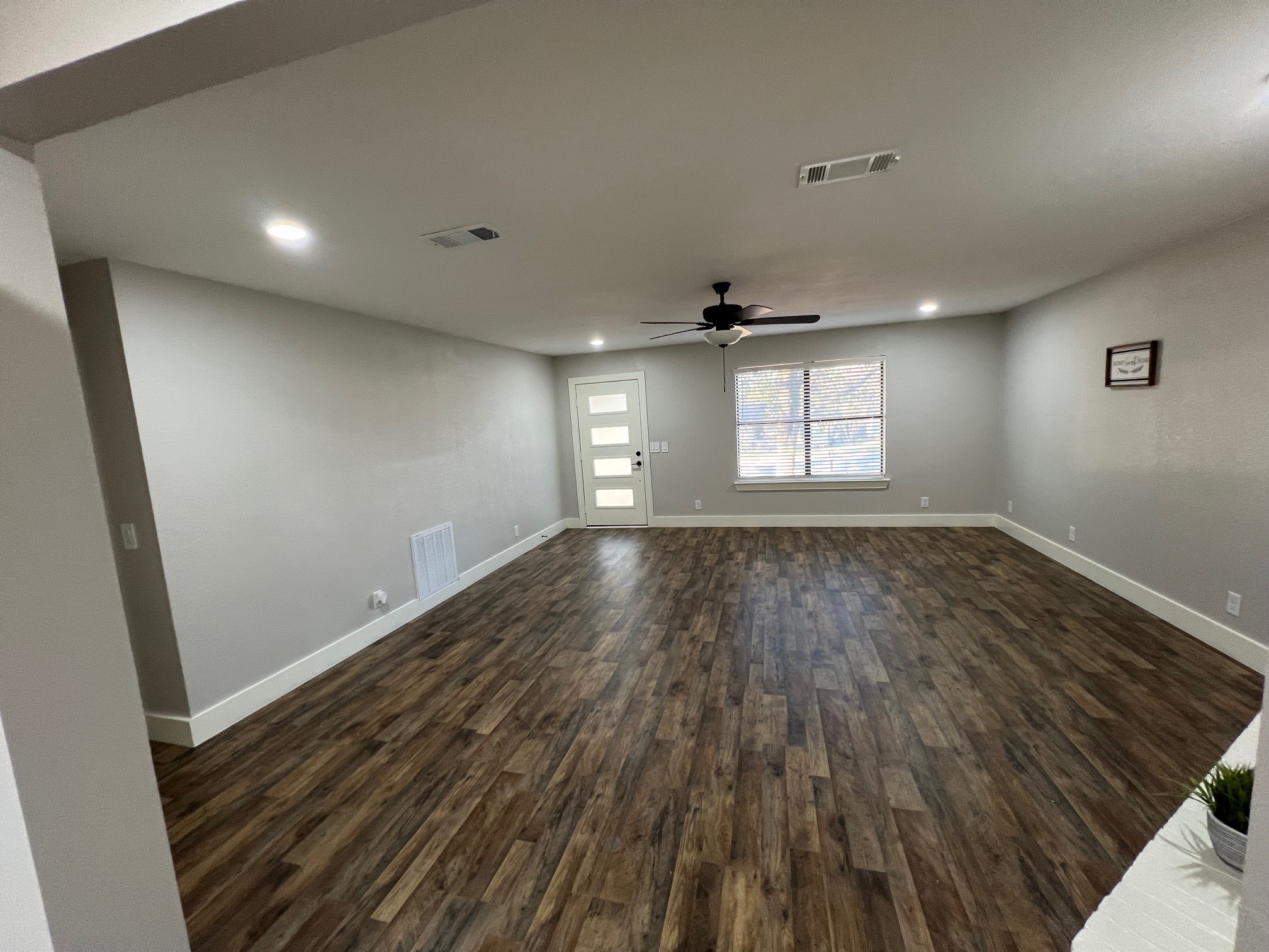 1728 W Washington Street Denison TX 75020