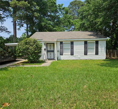 1808 Corbitt Street Shreveport LA 71108