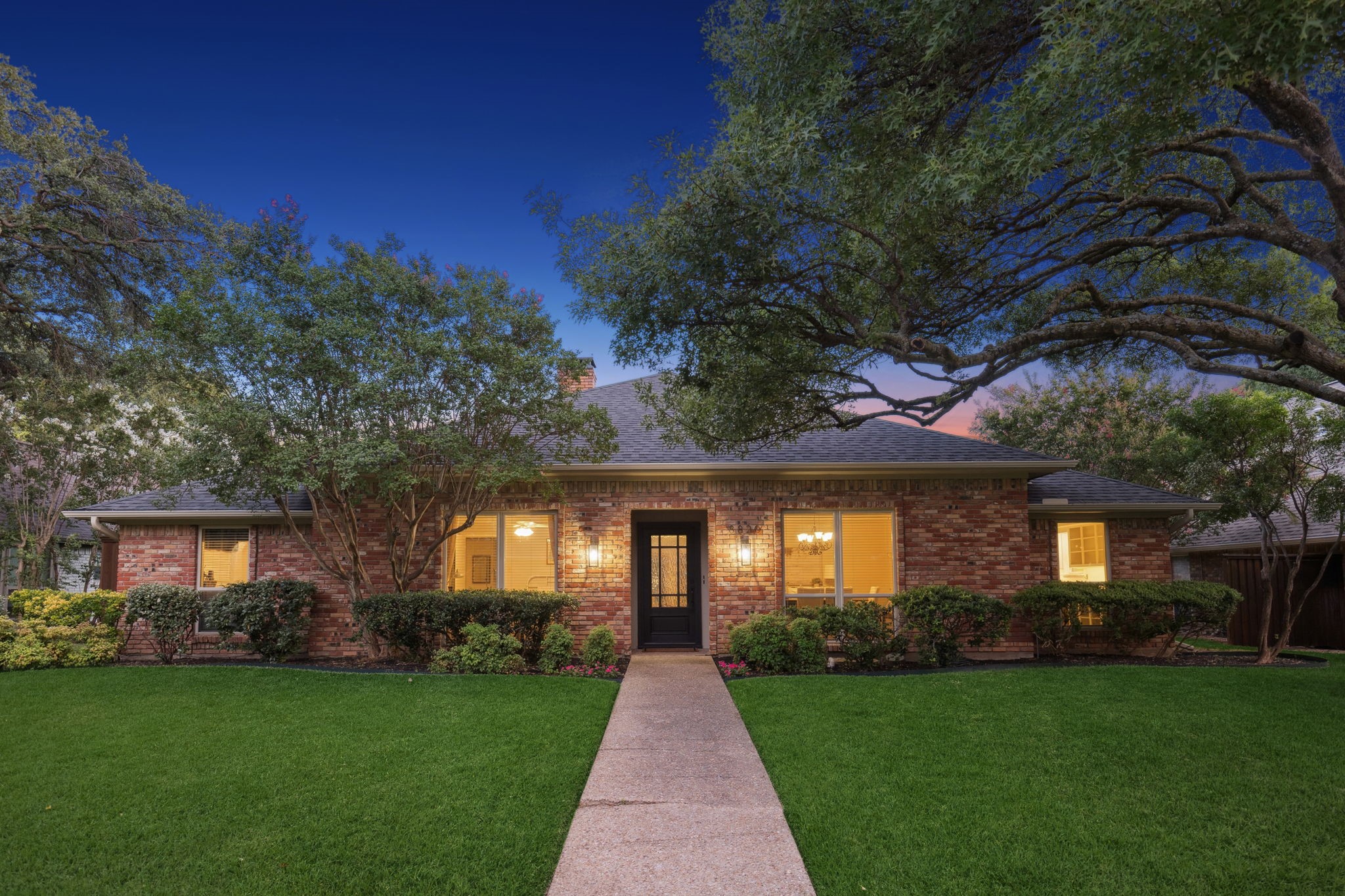 8820 Kenton Drive Dallas TX 75231