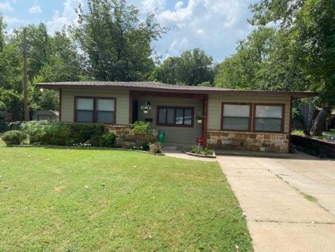 4405 Wellesley Avenue Fort Worth TX 76107