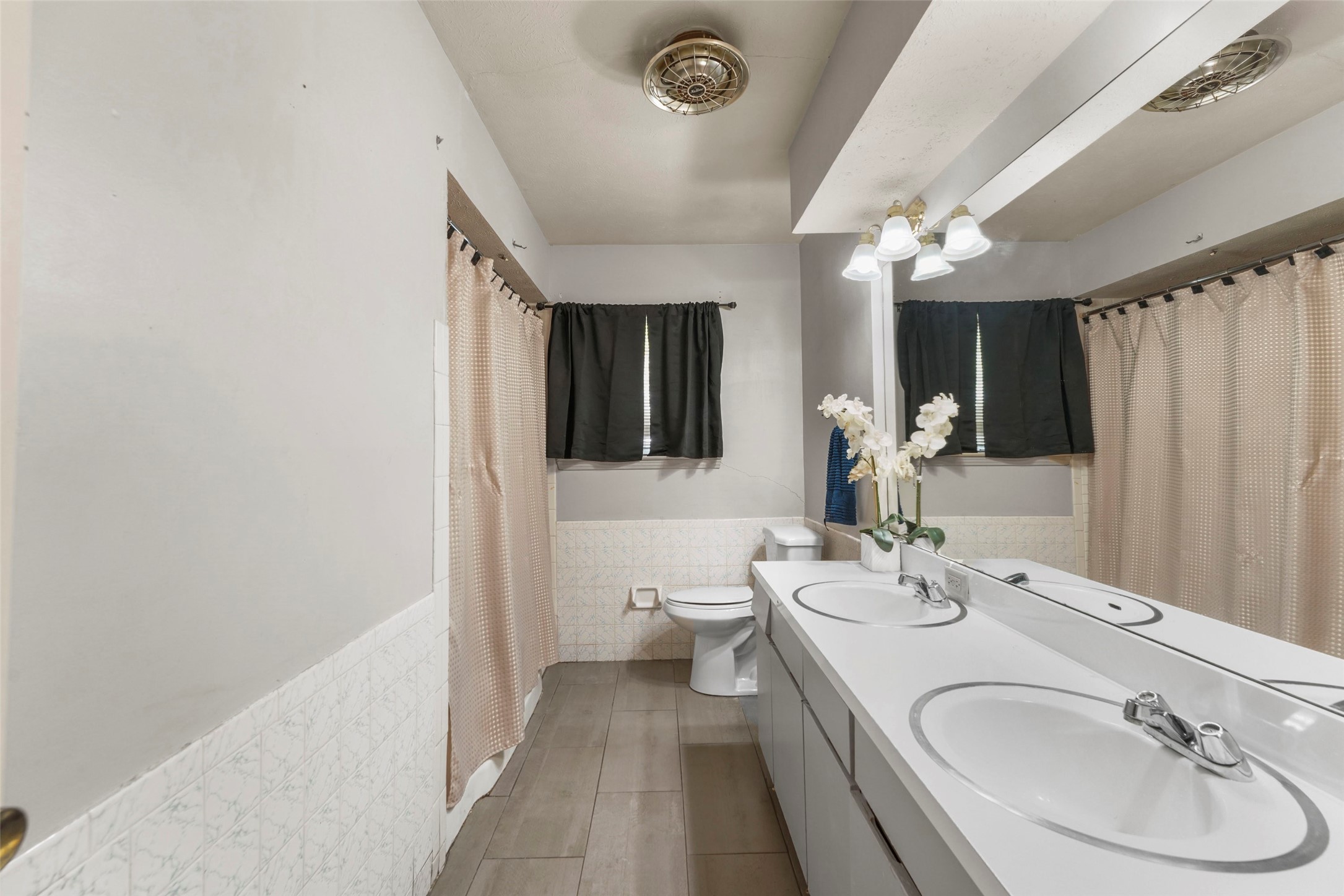613 Misty Glen Drive Desoto TX 75115