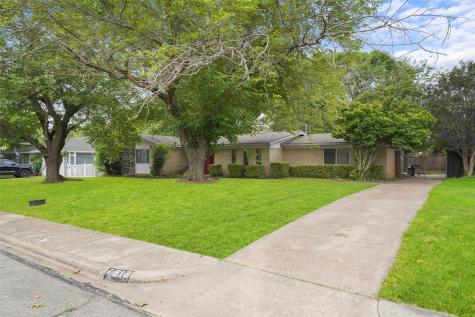 613 Misty Glen Drive Desoto TX 75115
