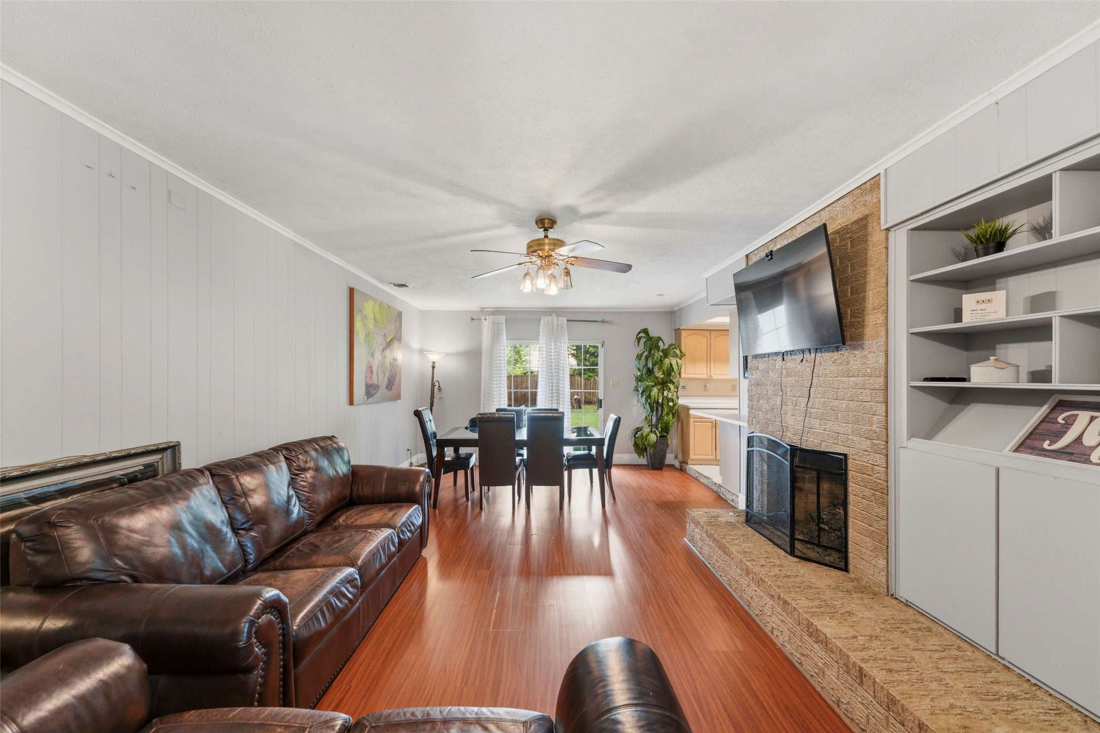 613 Misty Glen Drive Desoto TX 75115