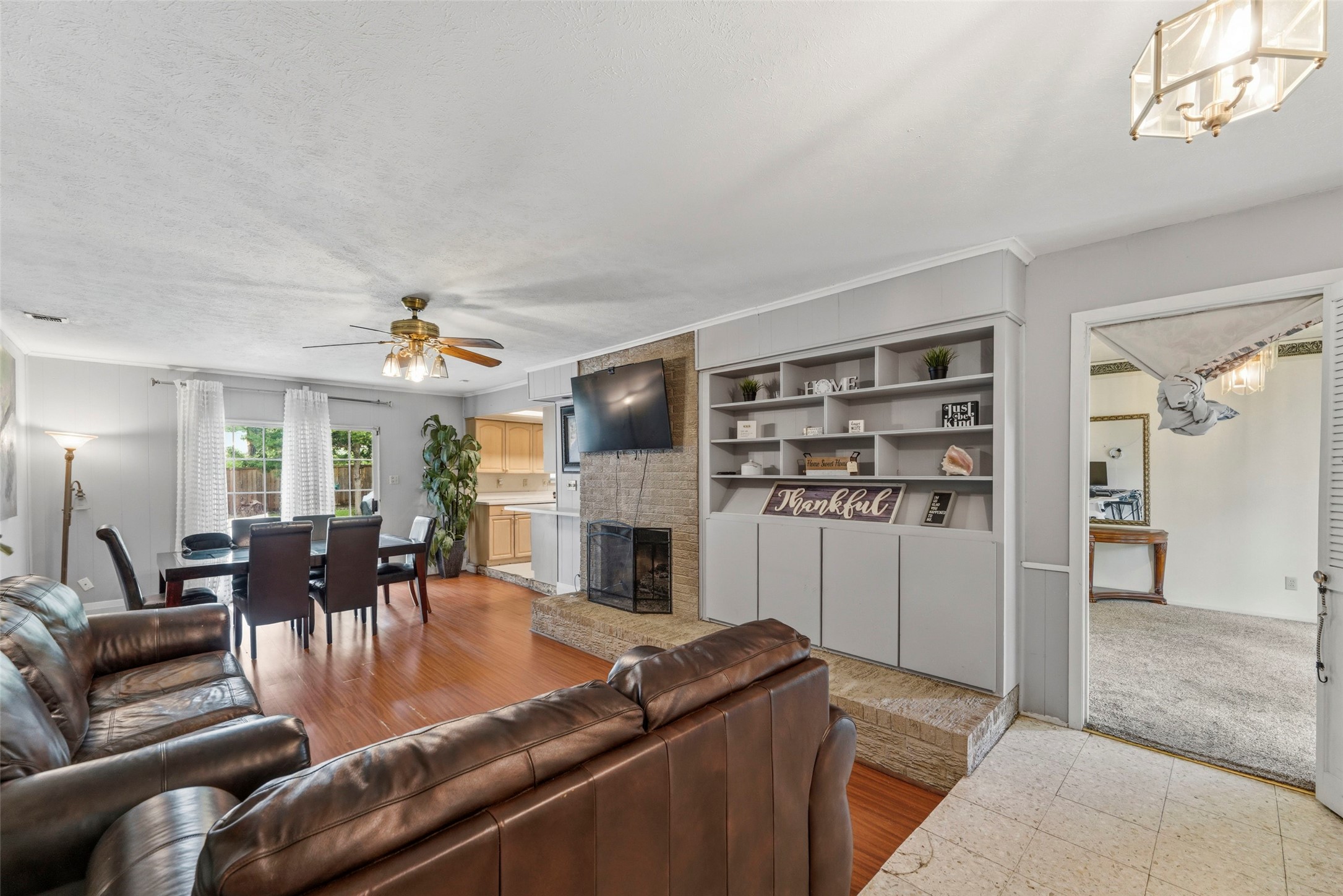 613 Misty Glen Drive Desoto TX 75115