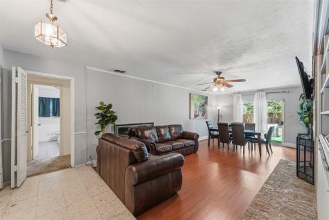 613 Misty Glen Drive Desoto TX 75115
