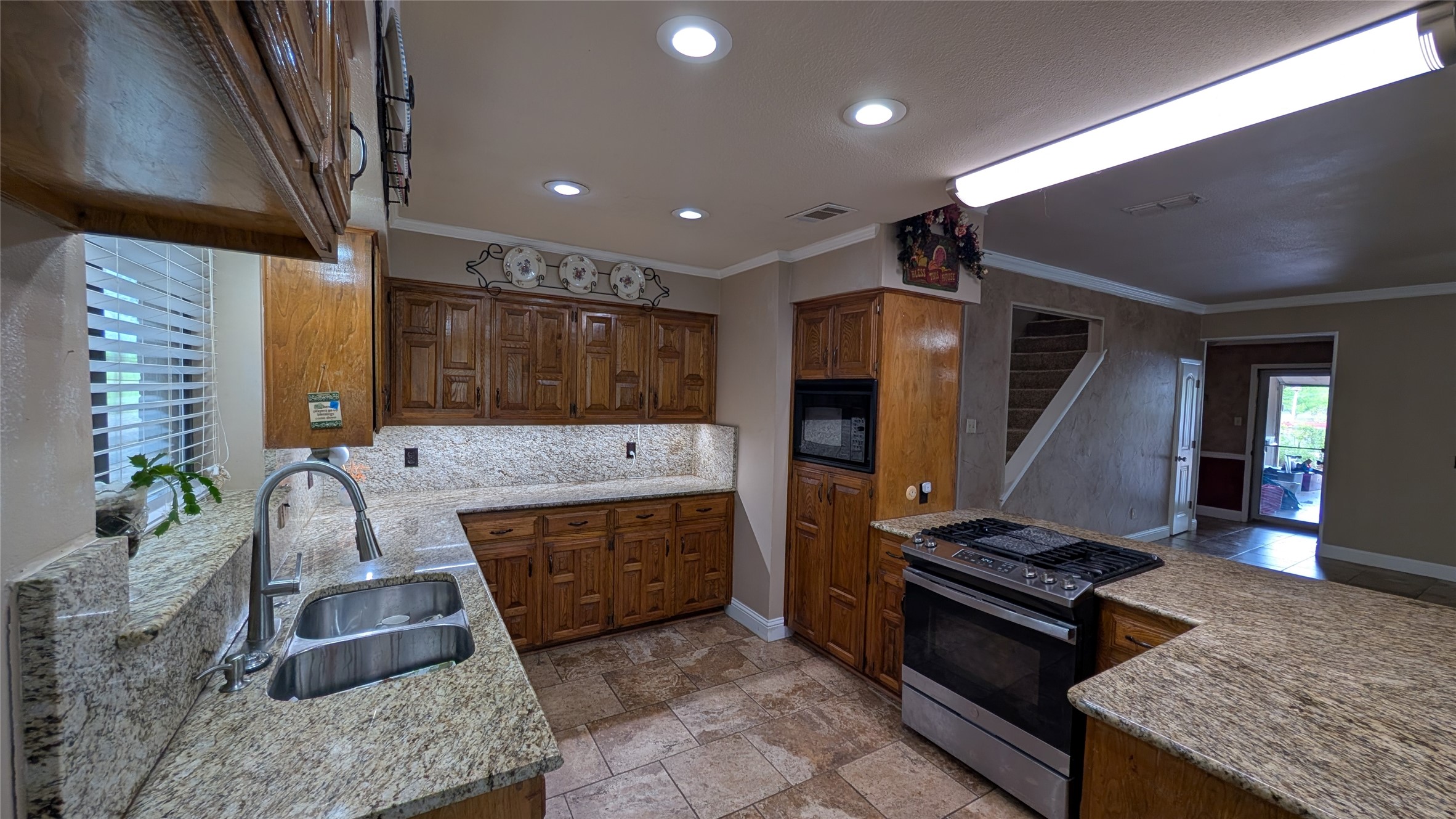 304 Becky Lane Waxahachie TX 75165