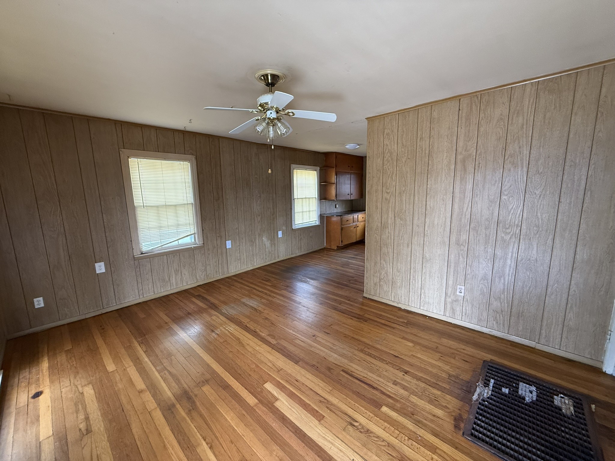 3211 N 25th Street Waco TX 76708