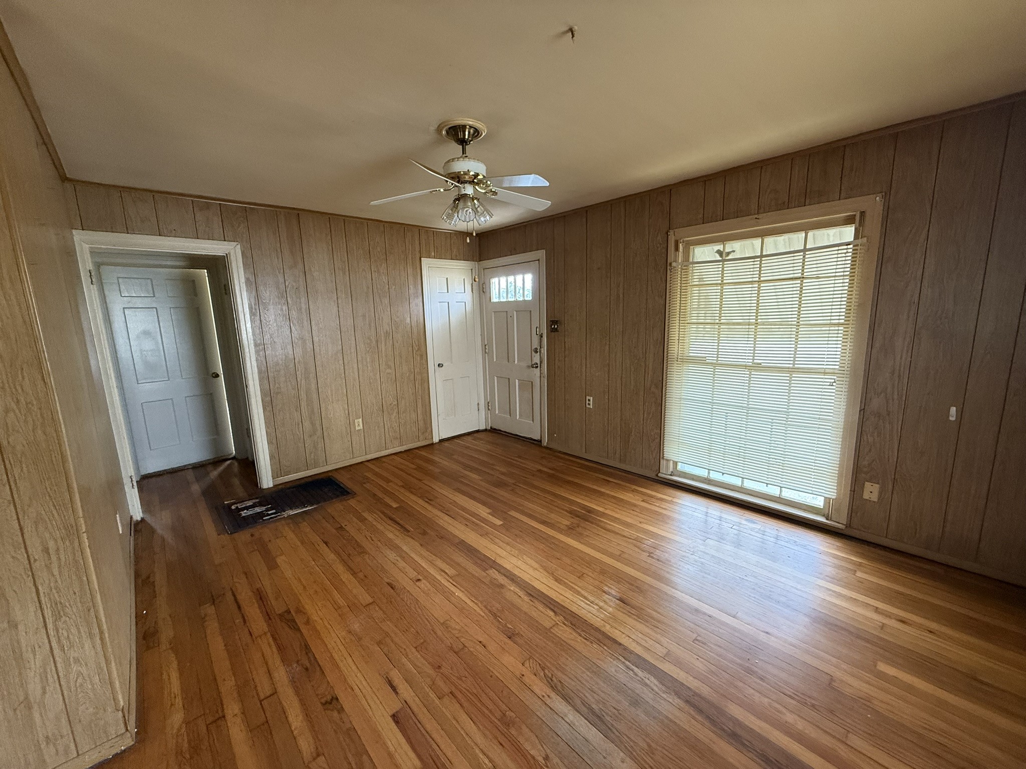 3211 N 25th Street Waco TX 76708