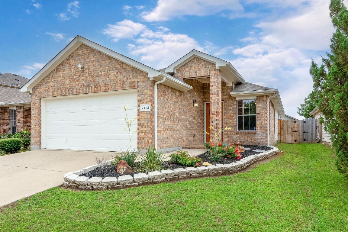 2112 Ingrid Lane Fort Worth TX 76131