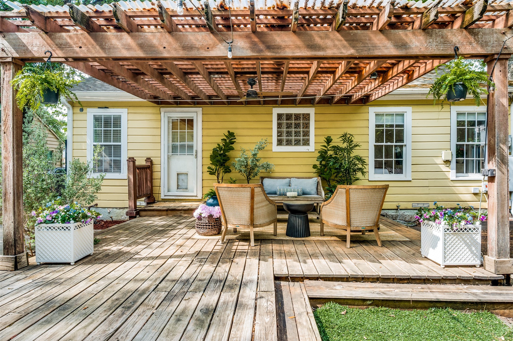 6046 Penrose Avenue Dallas TX 75206