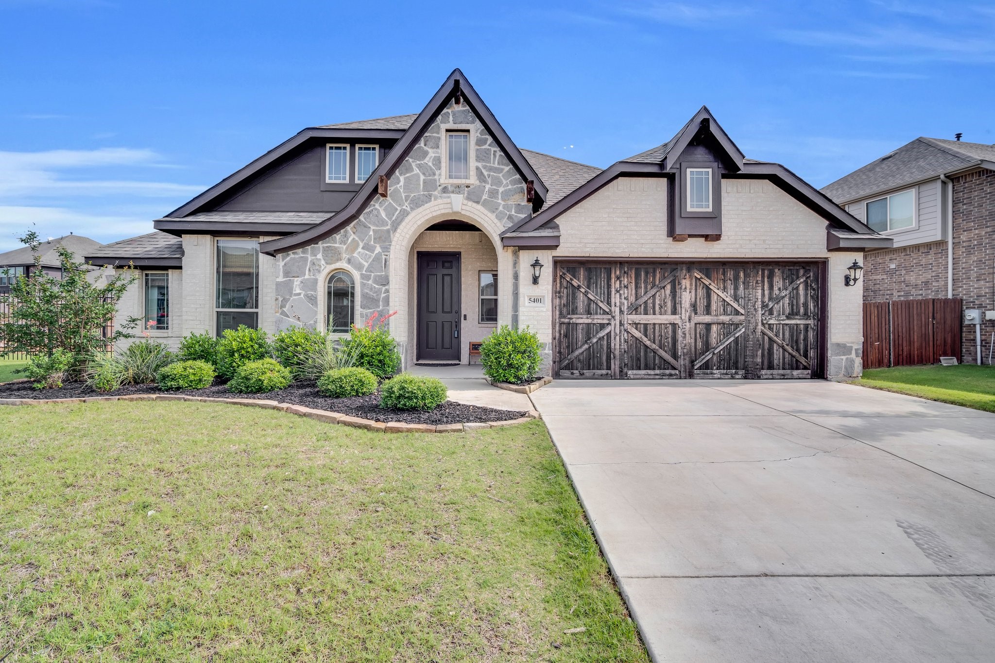 5401 Strong Stead Drive Fort Worth TX 76123