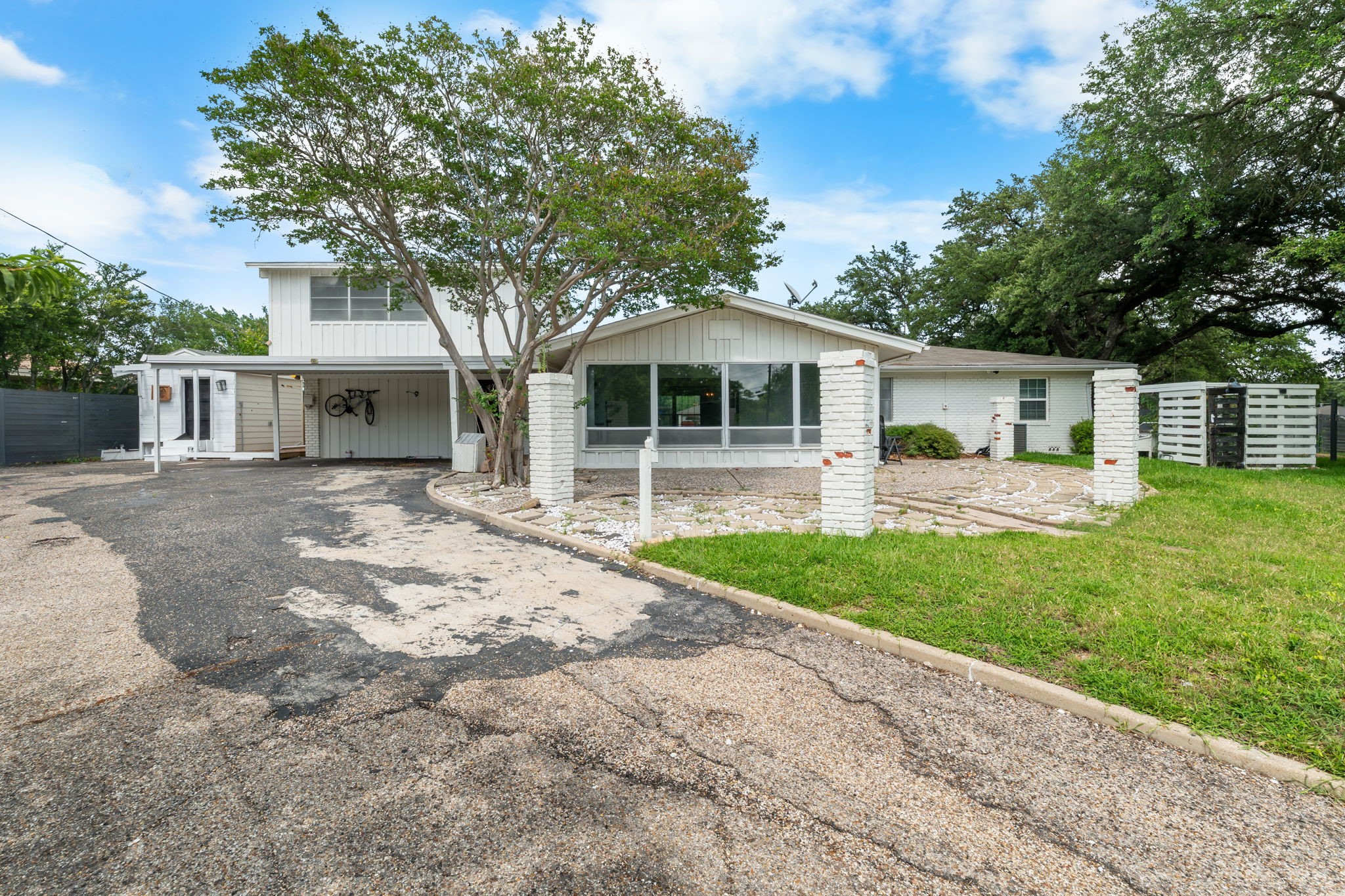 2300 Mount Carmel Drive Waco TX 76710