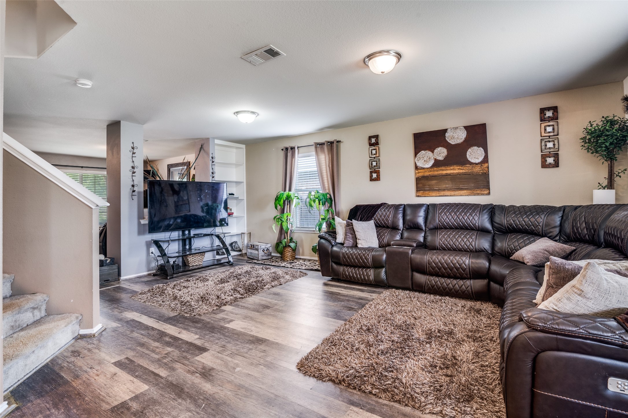 2040 Stagecoach Trail Heartland TX 75126