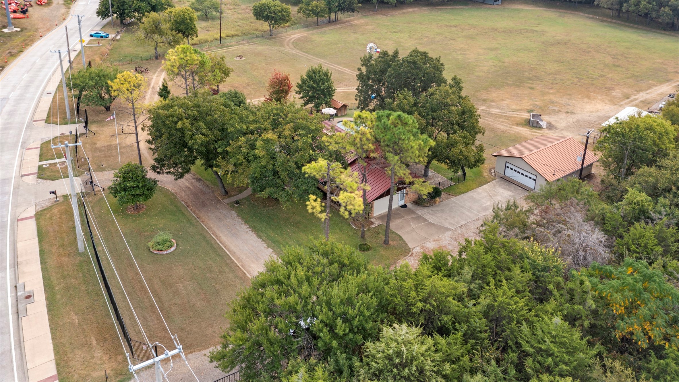 1009 W Interstate20 Grand Prairie TX 75052
