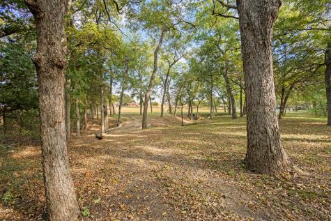 1009 W Interstate20 Grand Prairie TX 75052