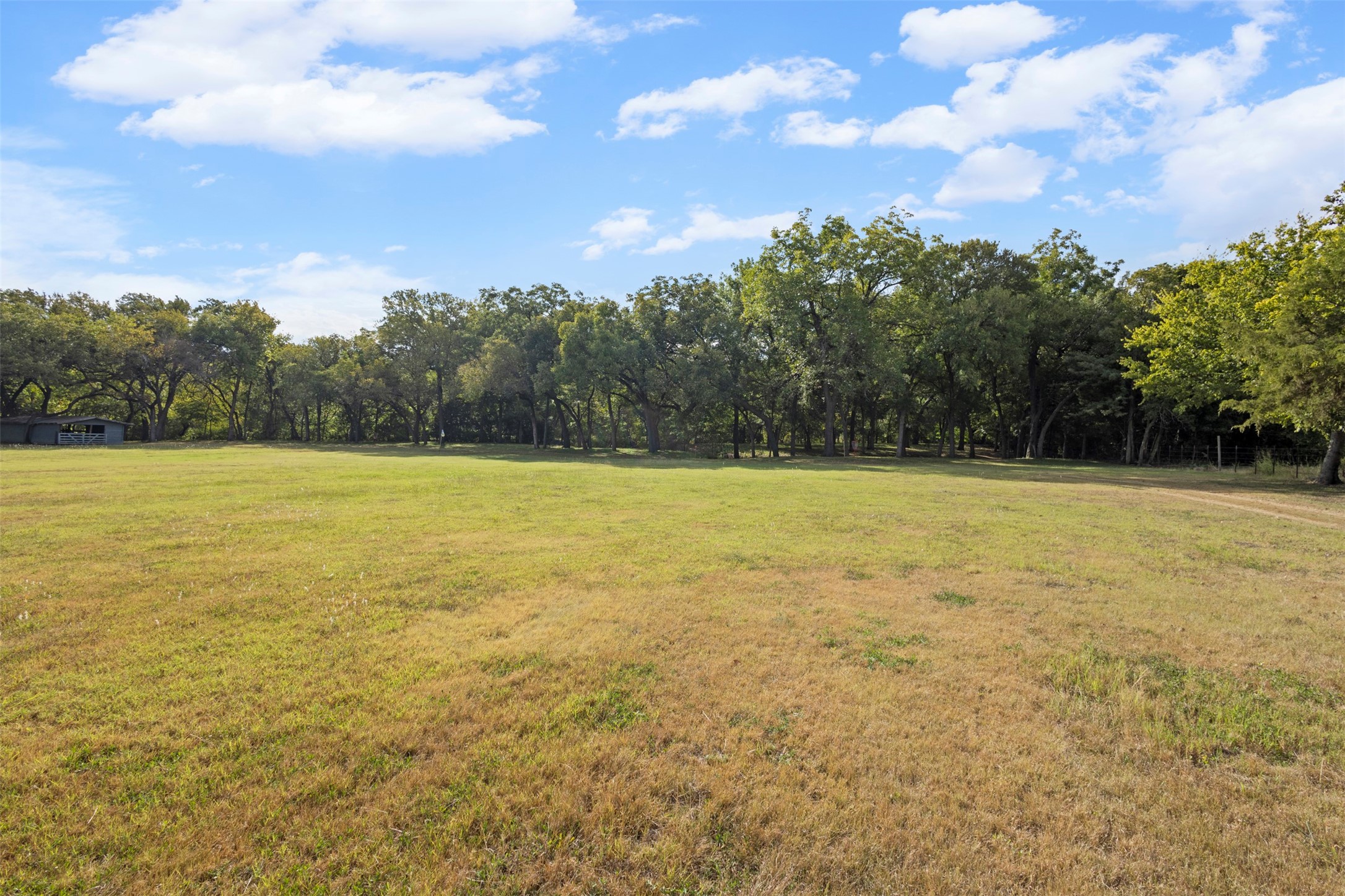 1009 W Interstate20 Grand Prairie TX 75052
