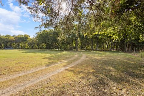 1009 W Interstate20 Grand Prairie TX 75052
