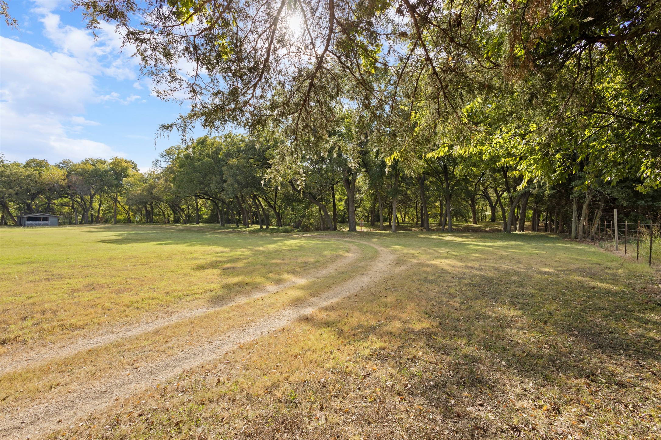 1009 W Interstate20 Grand Prairie TX 75052
