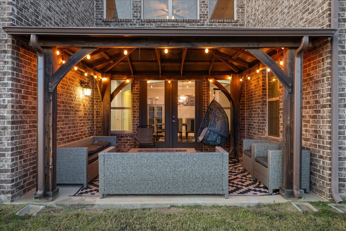 273 Shallow Brook Drive Sunnyvale TX 75182