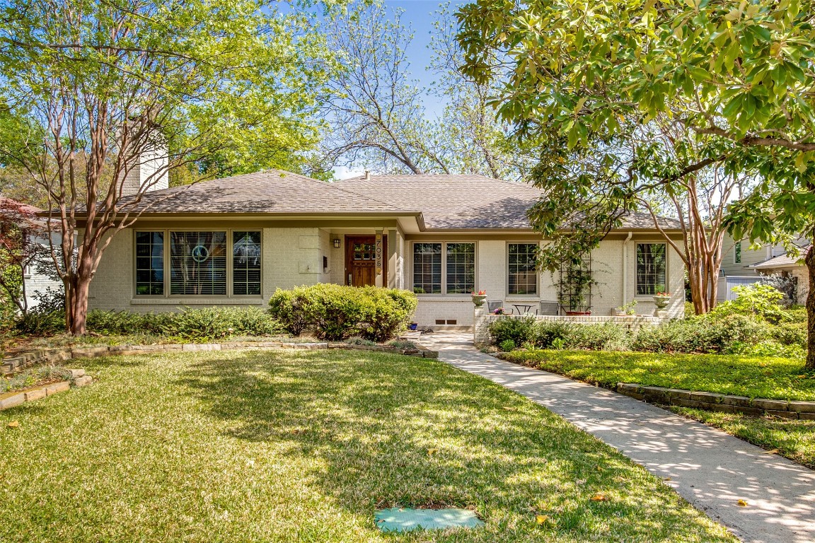 7035 Southridge Drive Dallas TX 75214