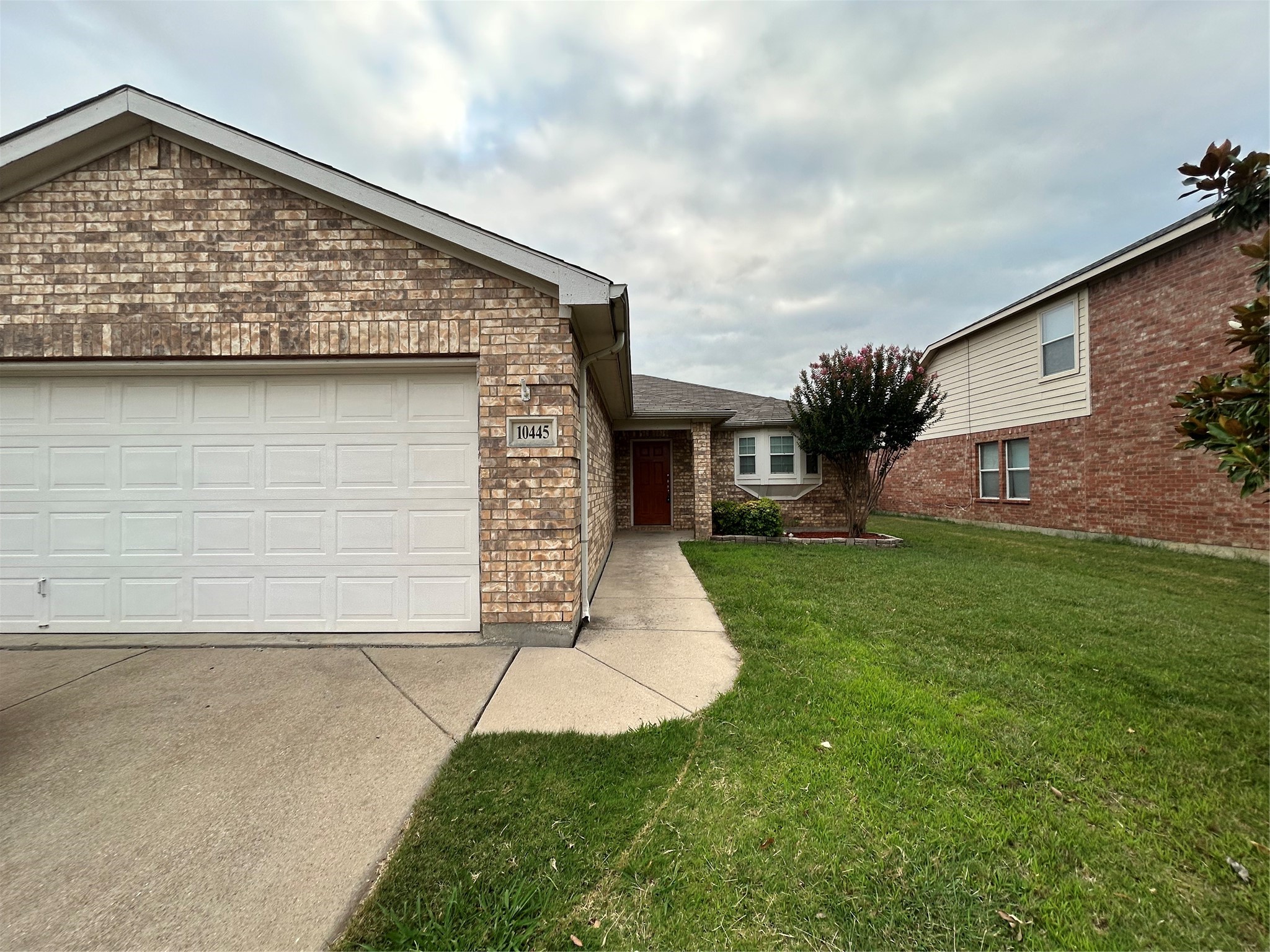 10445 Hideaway Trail Fort Worth TX 76131