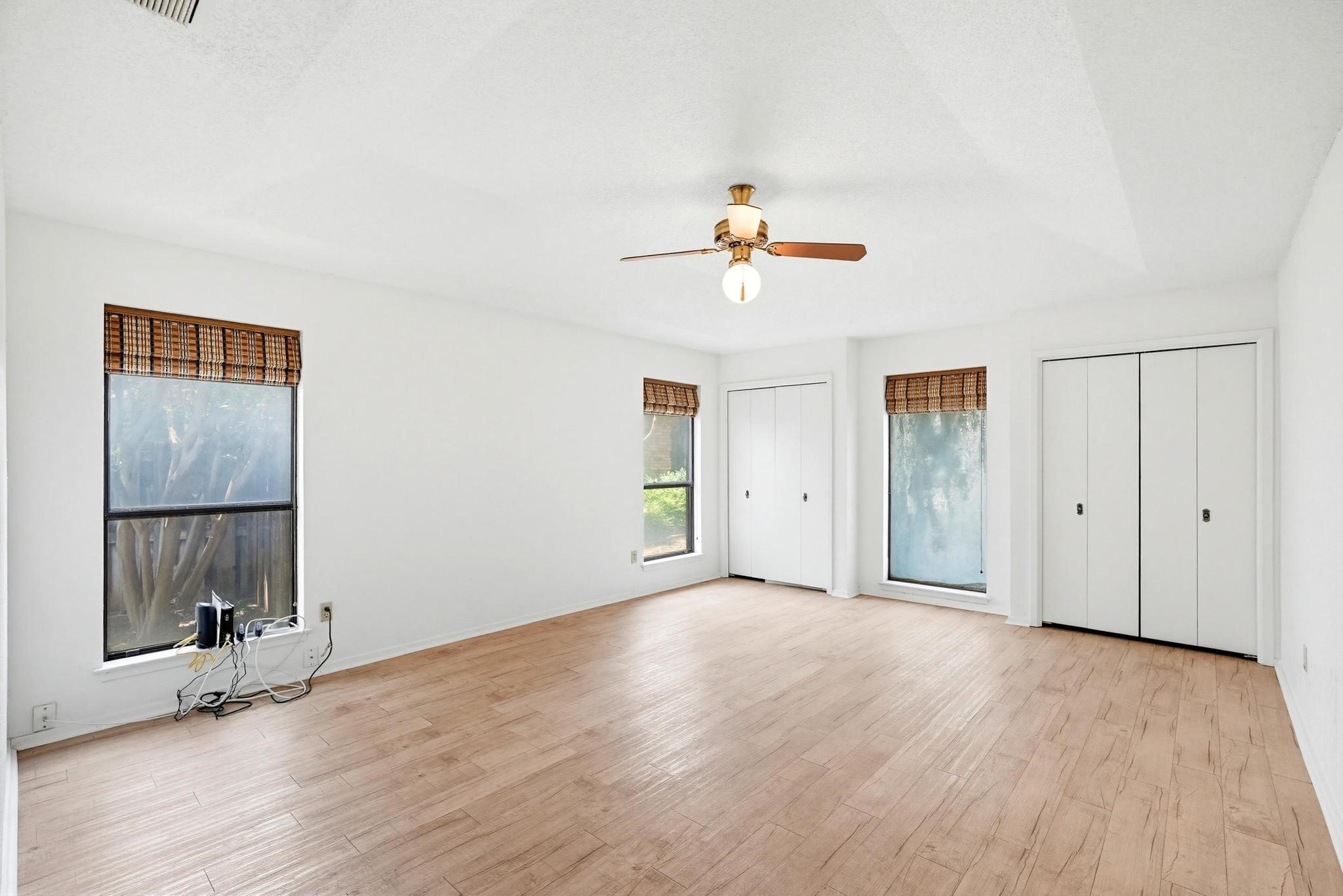 2401 Oak Shadow Court Arlington TX 76017