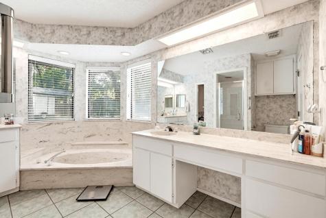 2401 Oak Shadow Court Arlington TX 76017