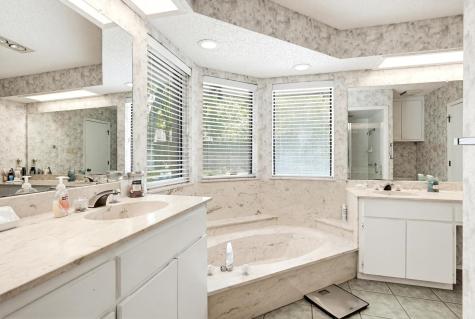 2401 Oak Shadow Court Arlington TX 76017