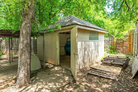 2401 Oak Shadow Court Arlington TX 76017