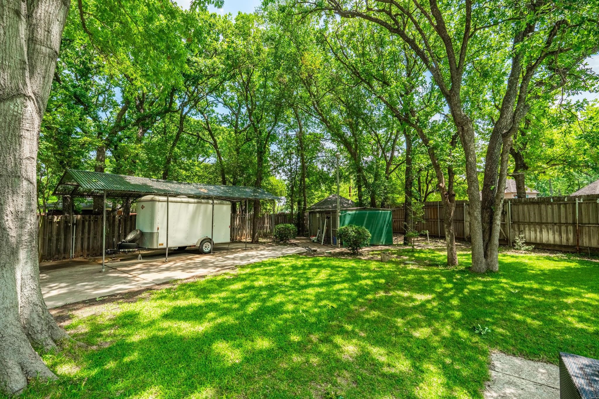 2401 Oak Shadow Court Arlington TX 76017
