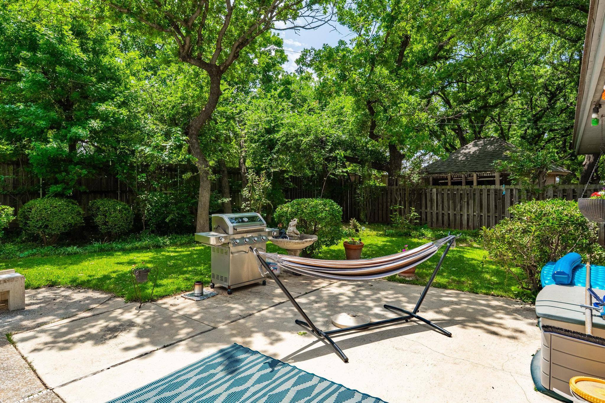 2401 Oak Shadow Court Arlington TX 76017