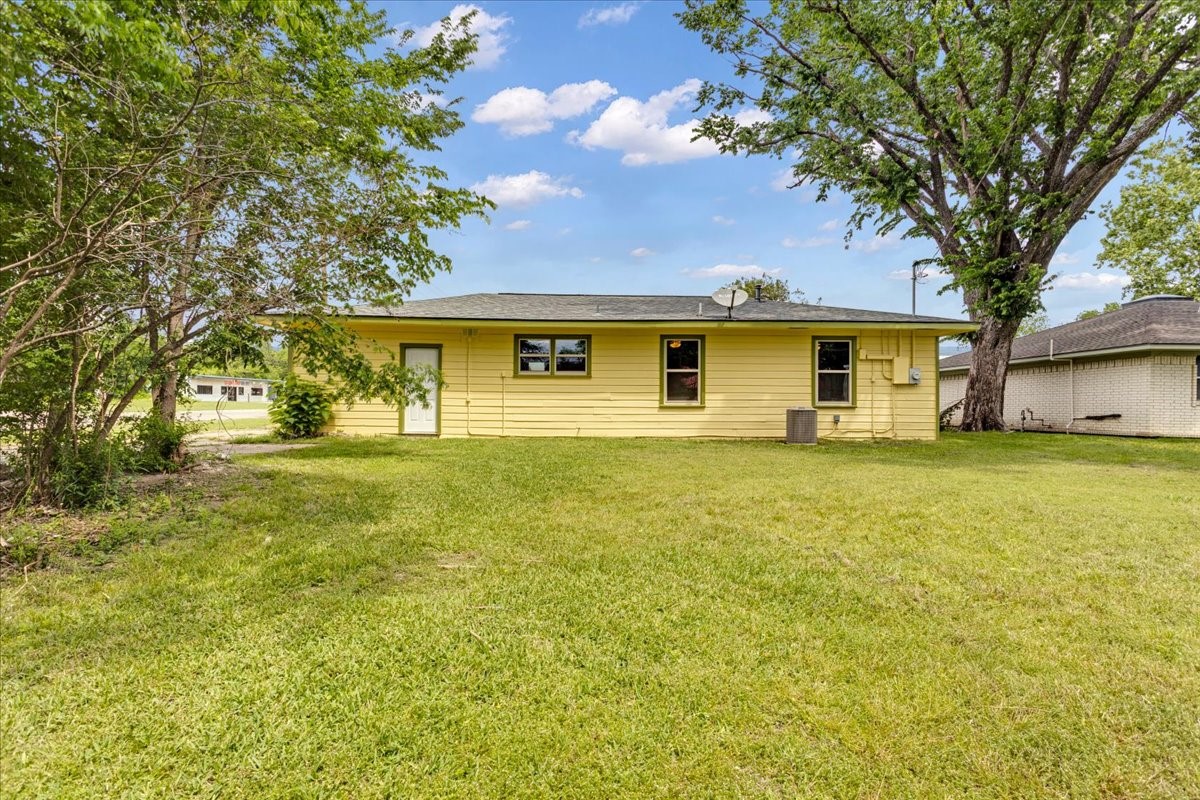 200 Victory Street Bonham TX 75418