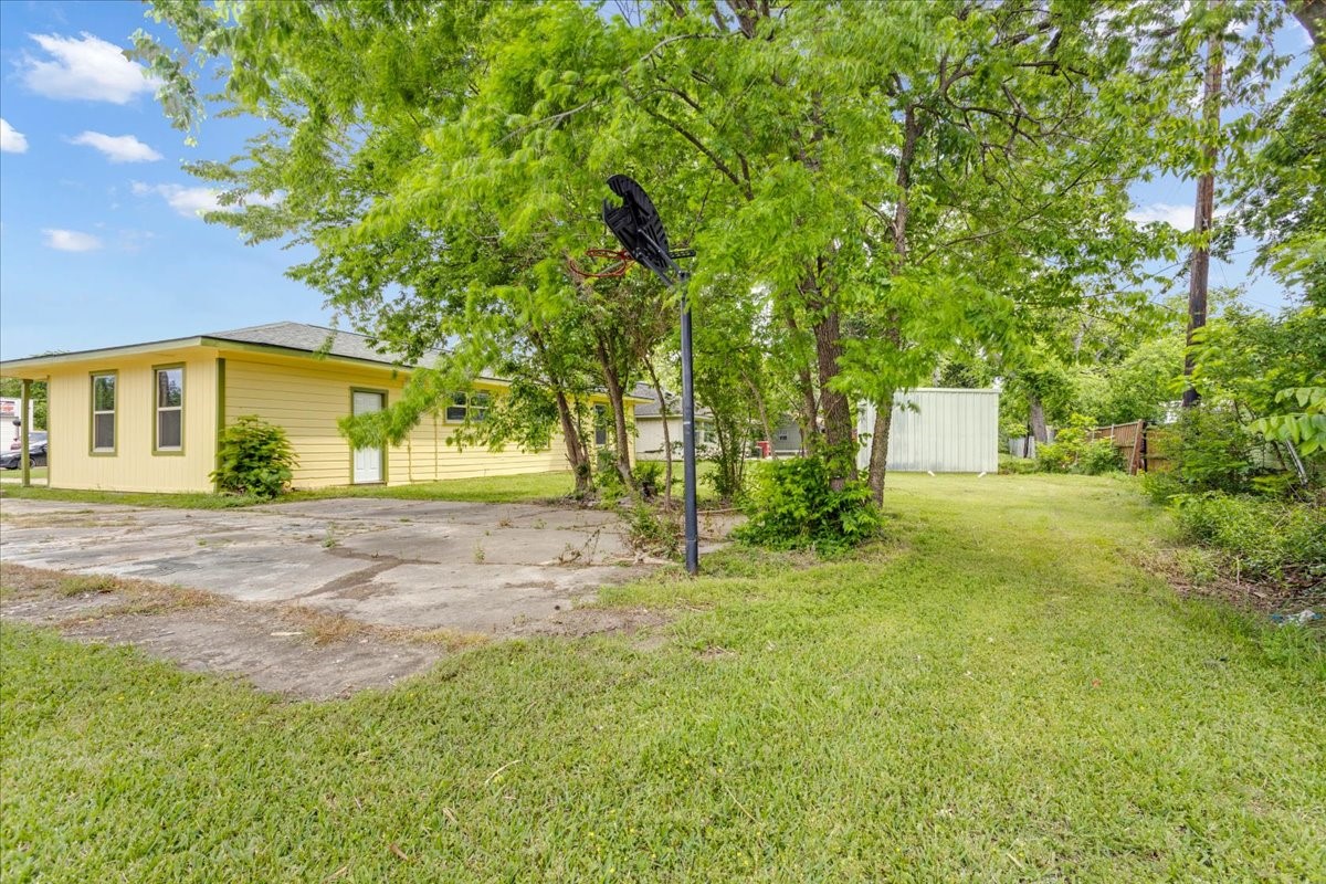 200 Victory Street Bonham TX 75418