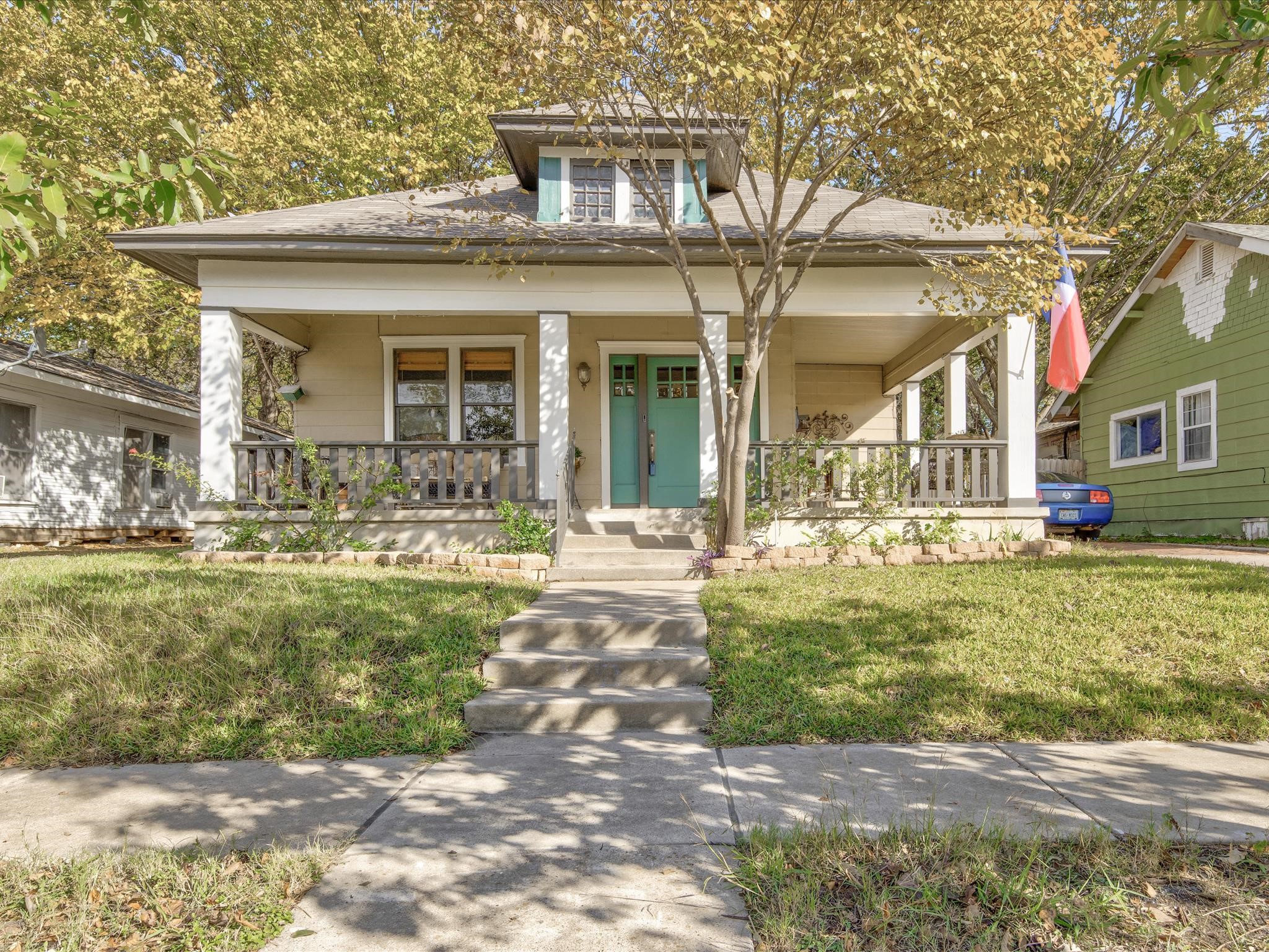 2117 Hurley Avenue Fort Worth TX 76110