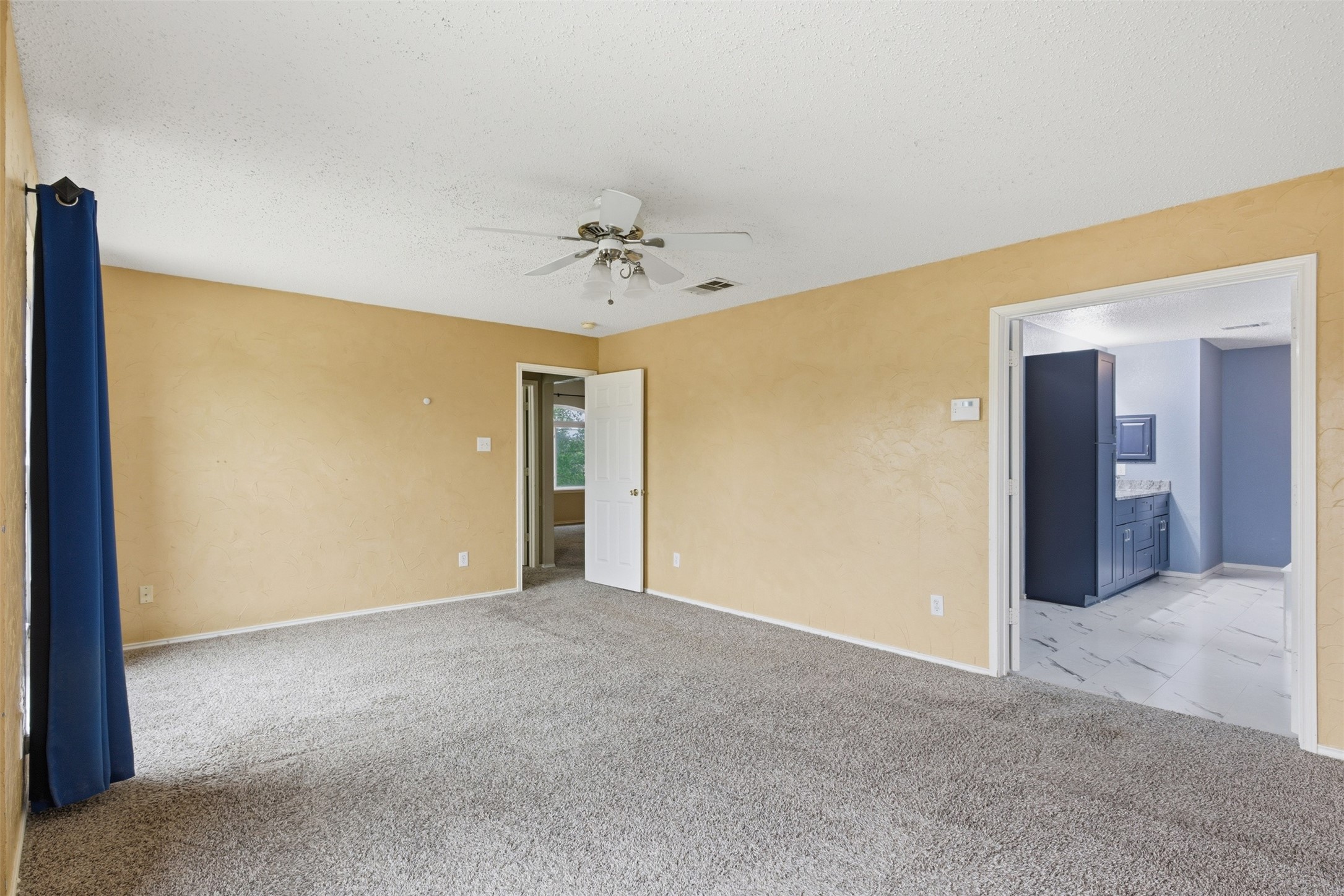 829 Elbe Drive Arlington TX 76001