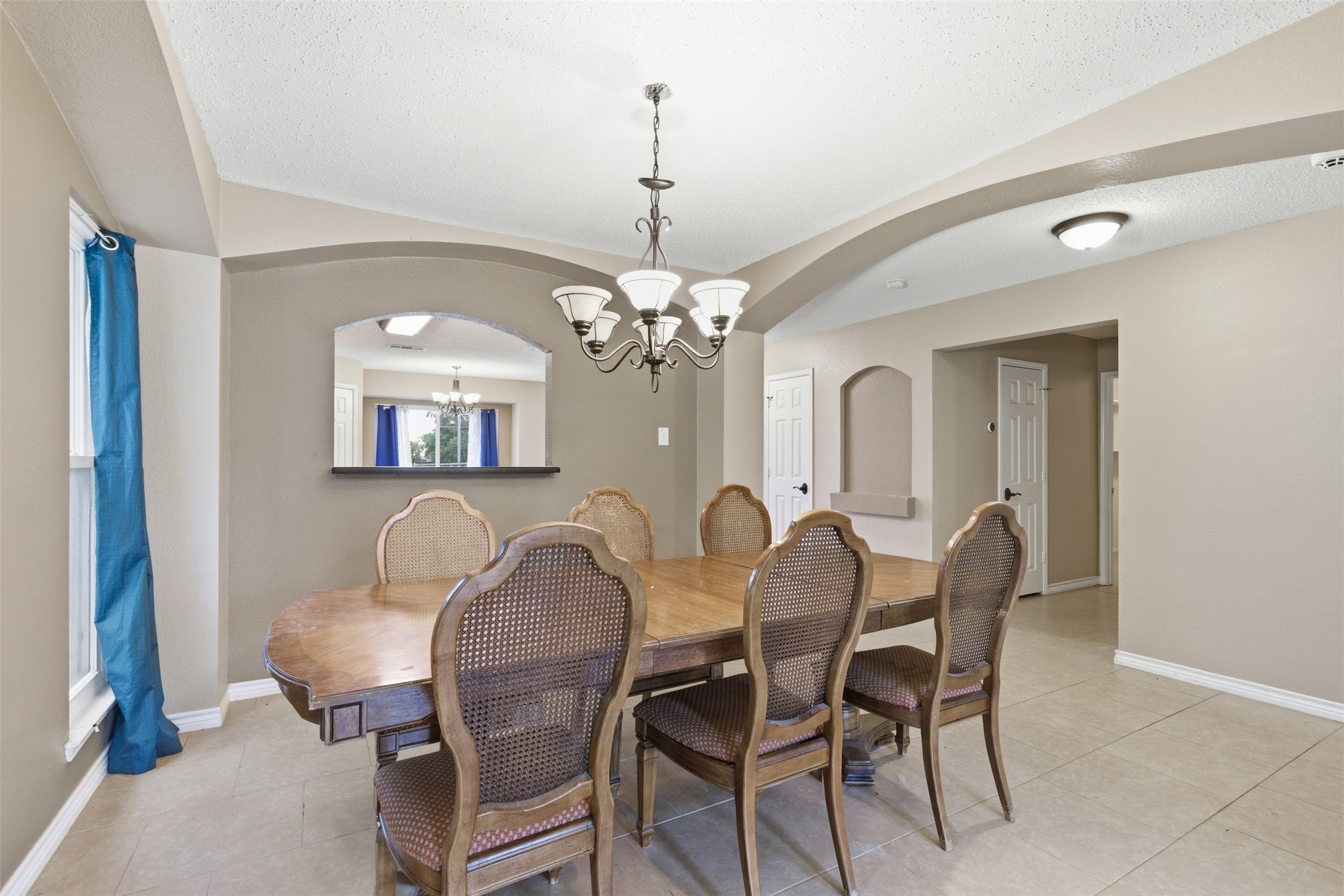 829 Elbe Drive Arlington TX 76001