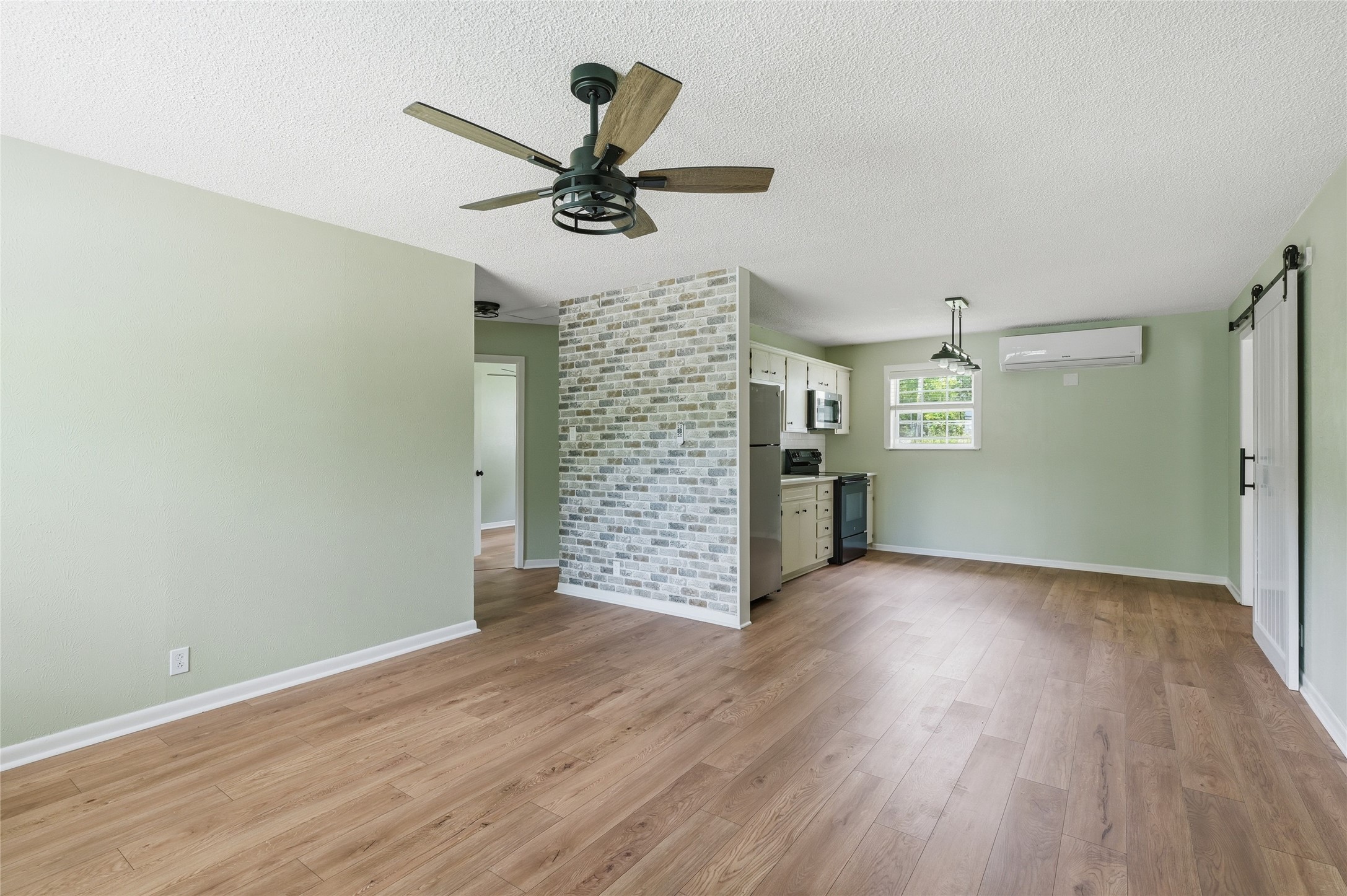 815 W Hull Street Denison TX 75020