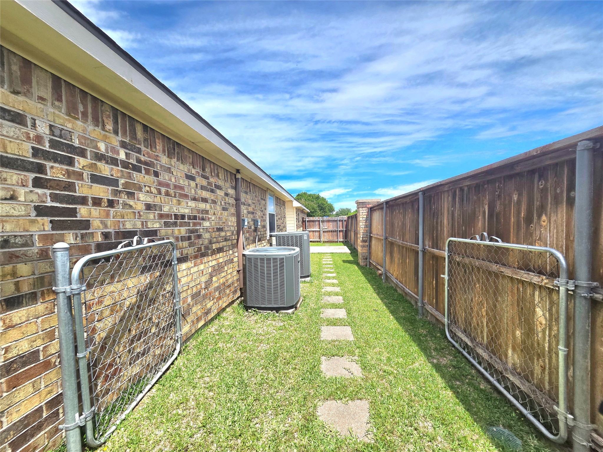 2079 Fair Oaks Circle Corinth TX 76210